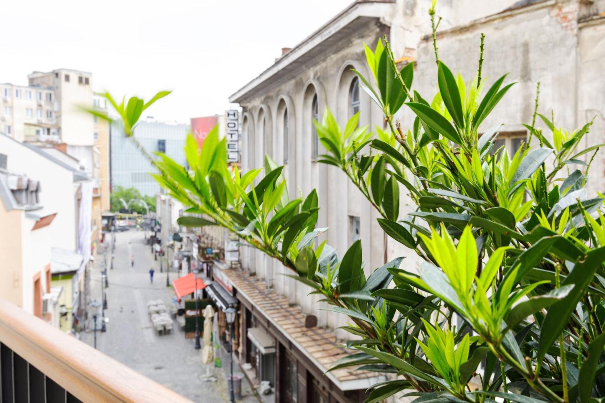 Old Town Snail Design Apartments บูคาเรสต์ ภายนอก รูปภาพ